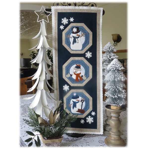 Snowman Trio Machine Embroidery Wall Hanging
